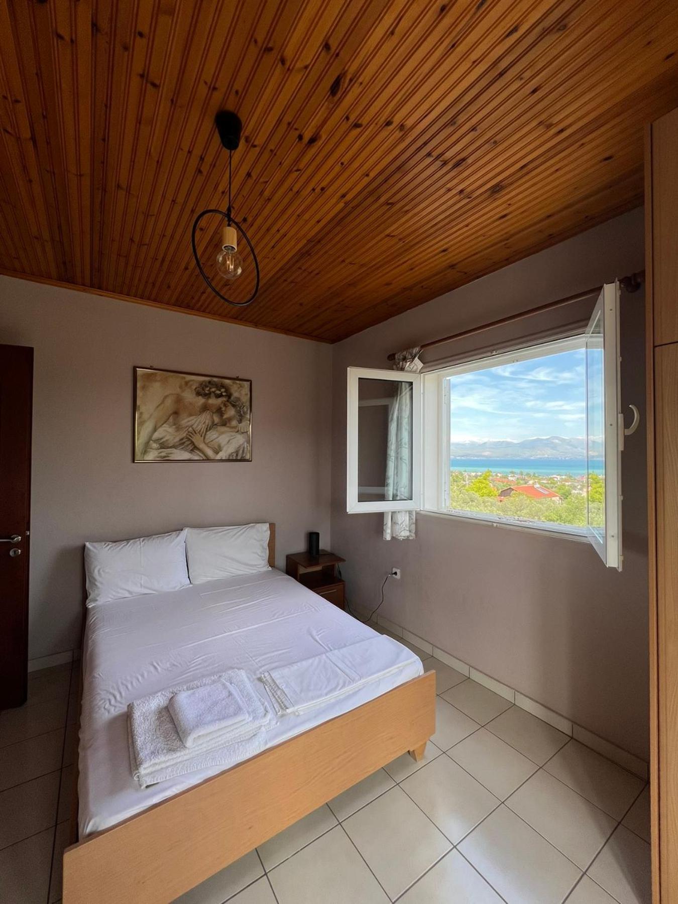 Вілла Xenia'S Seaview House Paralia Avlidhos Екстер'єр фото