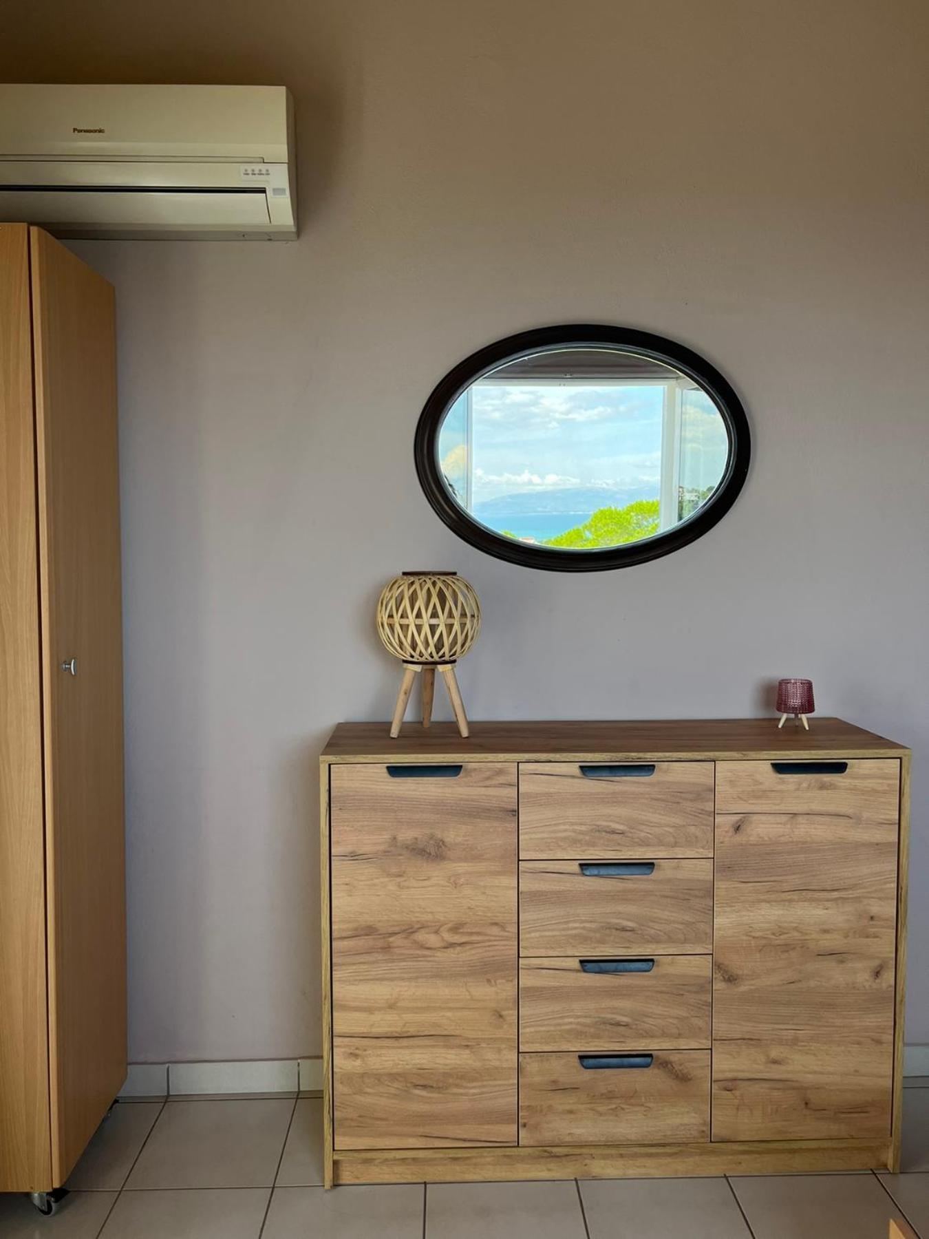 Вілла Xenia'S Seaview House Paralia Avlidhos Екстер'єр фото